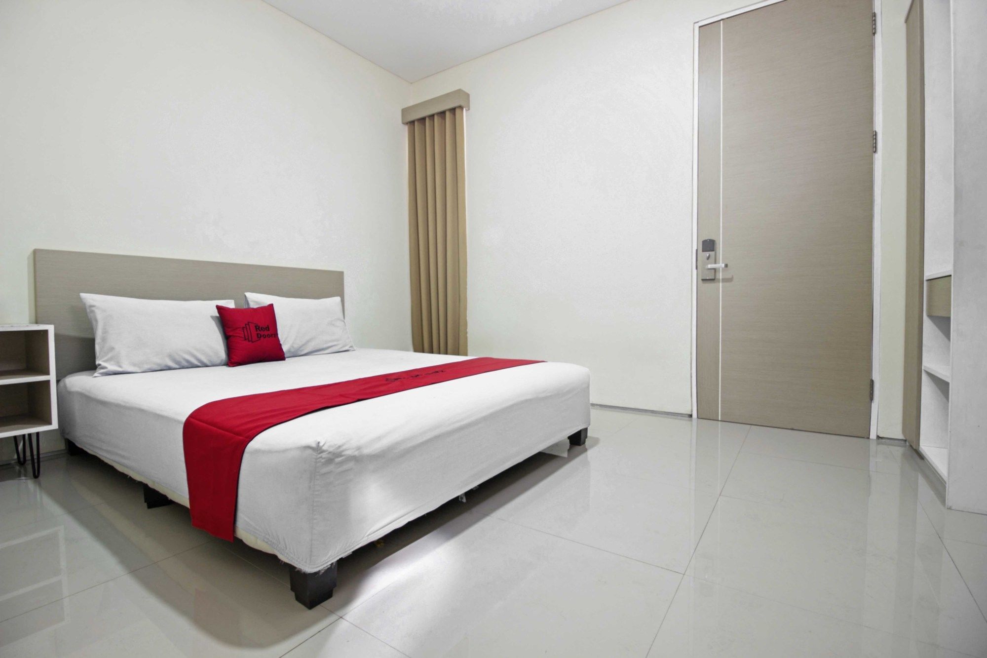 Reddoorz Near Maranatha University 3 Bandung Exterior photo